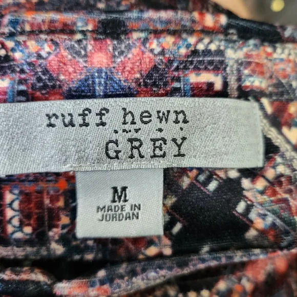 Ruff Hewn Top  size Medium - Picture 5 of 5